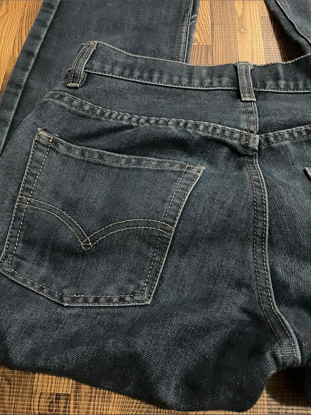 Levis levi men